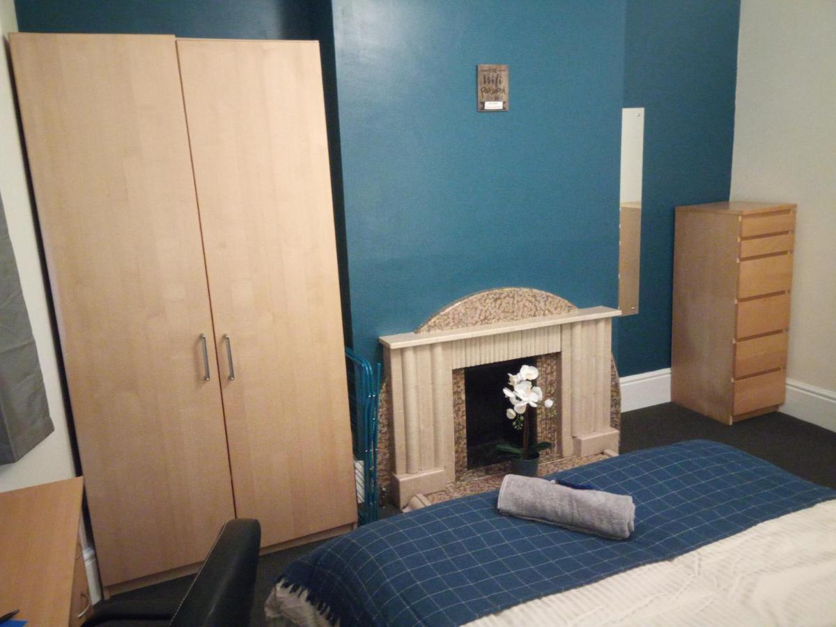 Gosford Apartment Coventry Eksteriør billede